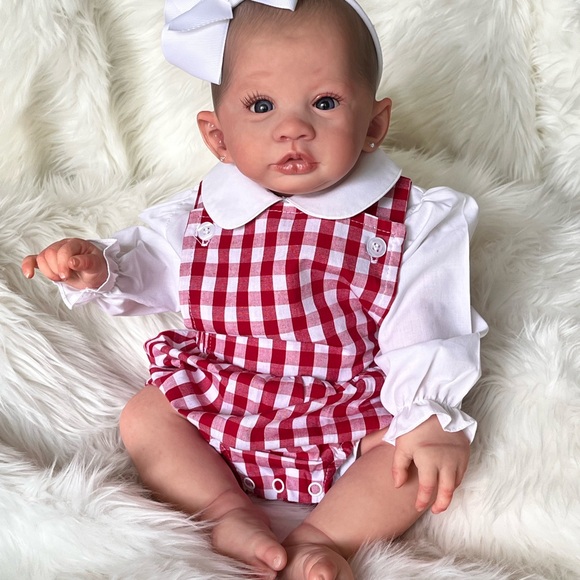 Meet your Posher, Jennifer - Picture 10 of 16